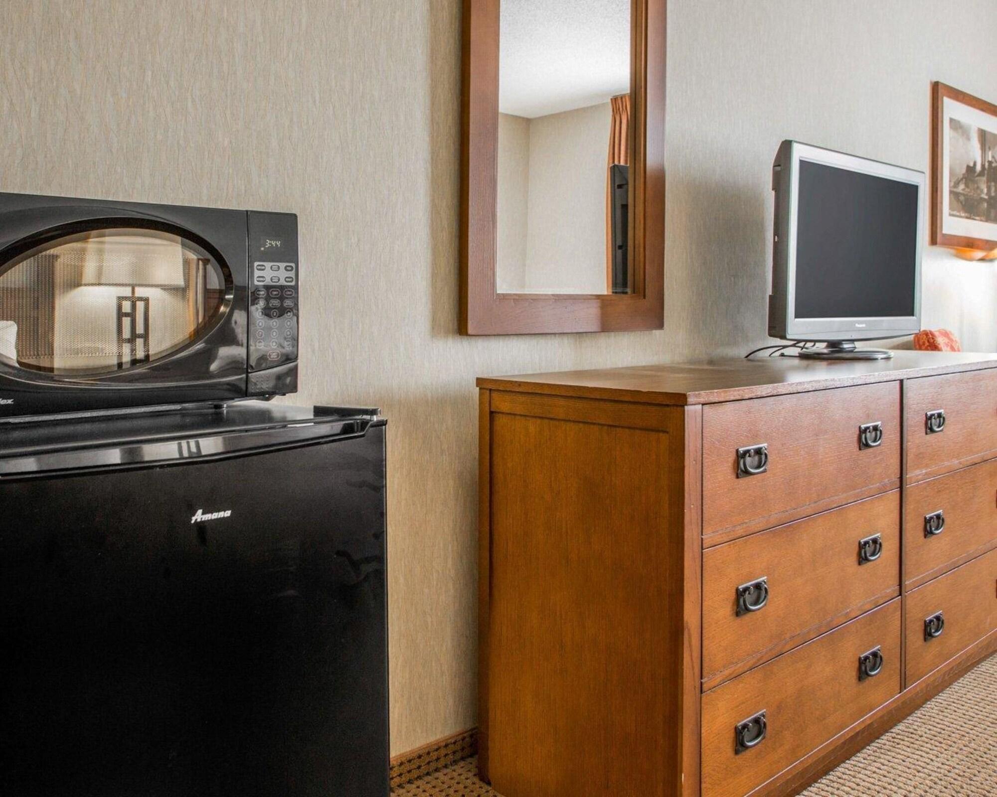 Quality Inn איירונווד מראה חיצוני תמונה